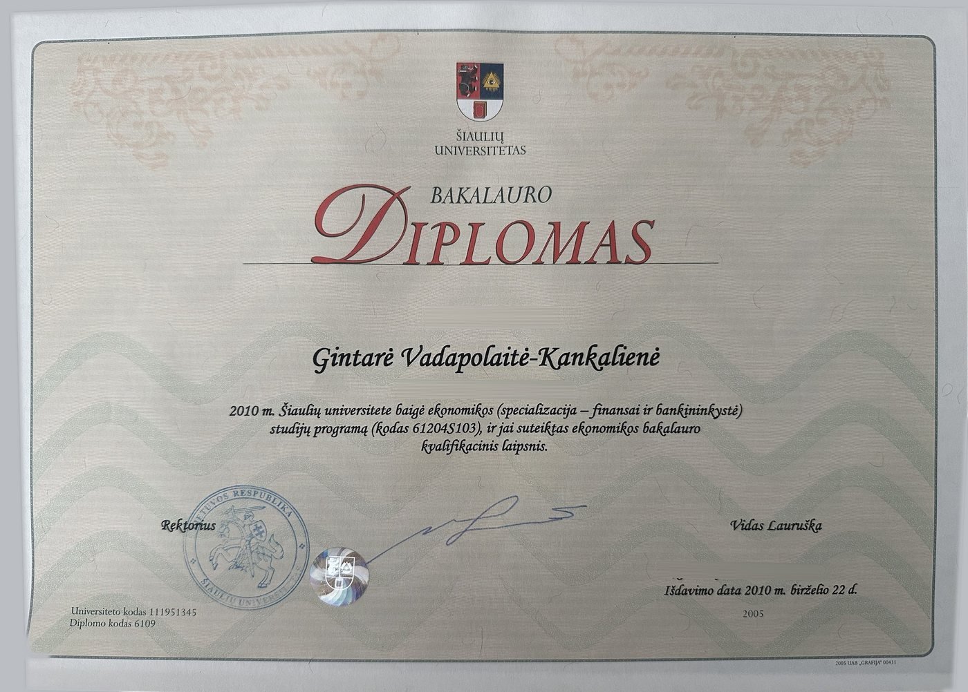 Ekonomikos bakalauro diplomas, Šiaulių universitetas, 2010 m.